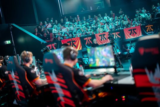 让他在比赛 让他在比赛