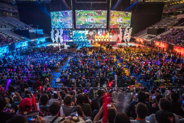 世人津津乐 世人津津乐